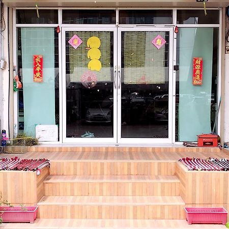Small Elephant Hostel Bangkok Bagian luar foto